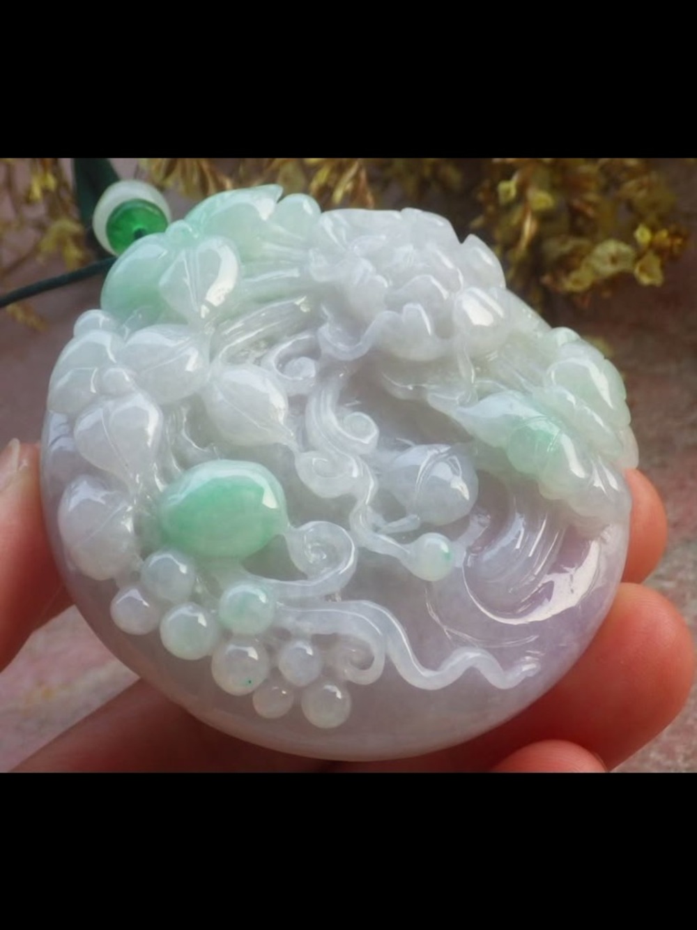 Exquisite jadeite Jade green white light lavender butterfly flower pendant - Picture 5 of 10